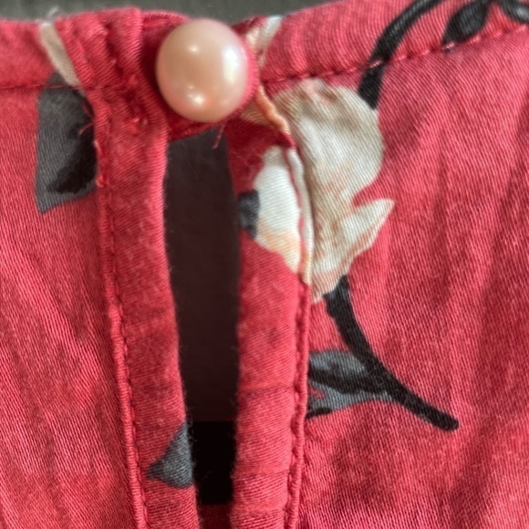 Don’t ask why floral flowy open tie front blouse. One Size - Picture 7 of 8